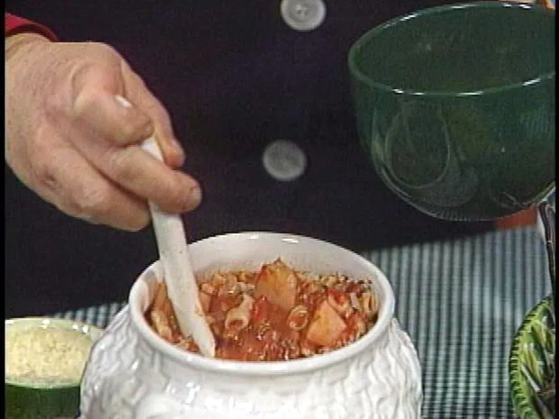 Italian Beans, Mussels and Pasta Soup with Tomatoes
