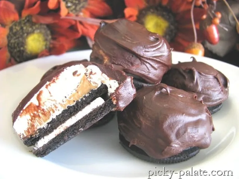 Chocolate Peanut Butter Marshmallow Covered Oreos