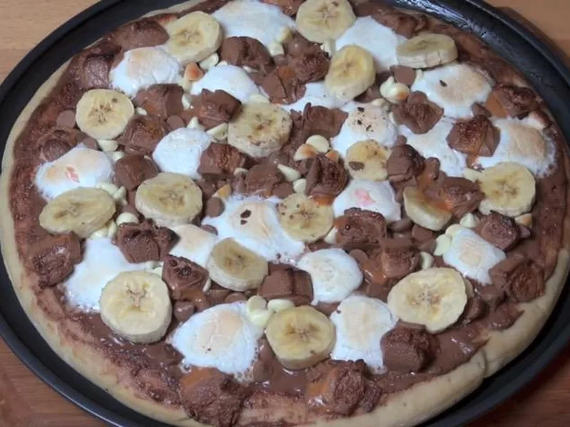 Chocolate Banana Dessert Pizza with Marshmallow