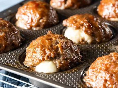 Kid-Friendly Meatloaf Cupcakes with Mashed Potato Centers