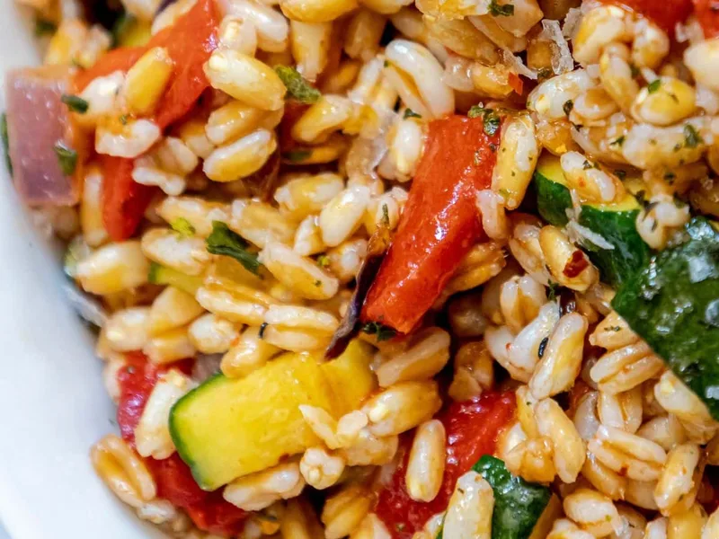 Mediterranean Red Pepper Zucchini Farro Grain Salad