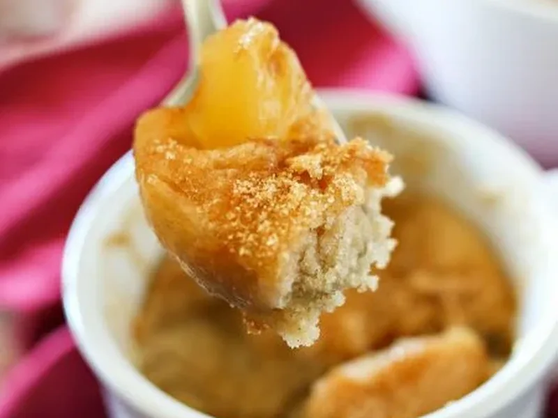 Quick Apple Pie Mug Cake with Cinnamon Sugar Layers