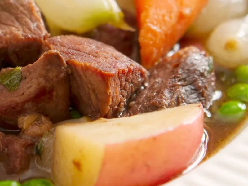 Slow Cooker Beef Stew with Red Potatoes