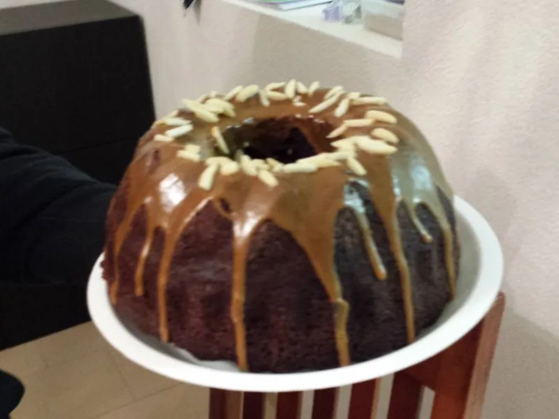 Easy Glazed Coffee Bundt Cake with Rich Cocoa Flavor