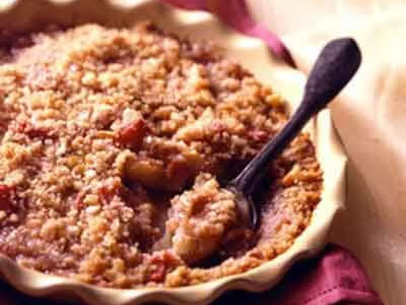 Pear Rhubarb Brown Betty with Cinnamon Crumb Topping