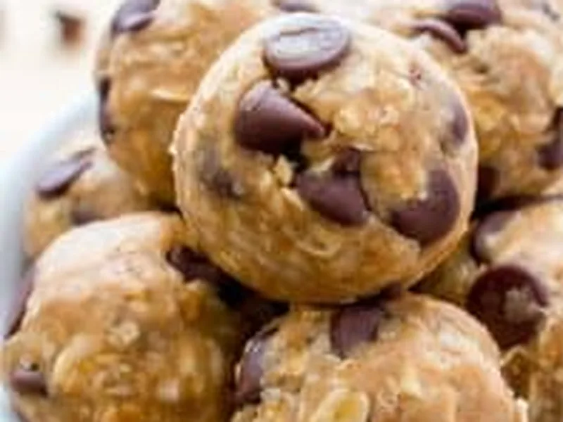 No-Bake Vegan Chocolate Chip Cookie Dough Bites