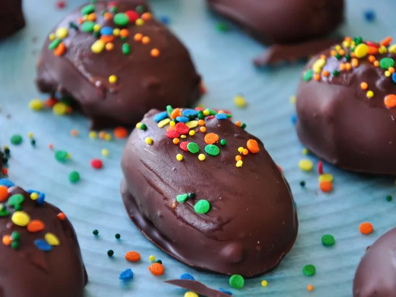 Chocolate-Peanut Butter Eggs with Smooth Coating