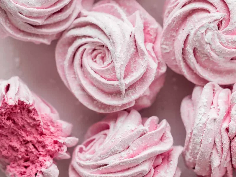 Homemade Blackberry Marshmallows with Agar Agar