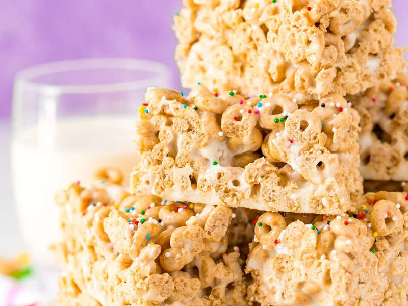 Easy No Bake Cheerios Bars with Mini Marshmallows
