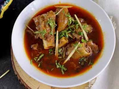 Instant Pot Mutton Paya With Spiced Broth