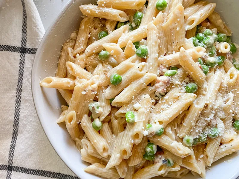Creamy Pancetta Pasta With Peas