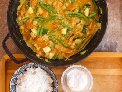 Easy Red Vegetable Curry with Coconut Milk