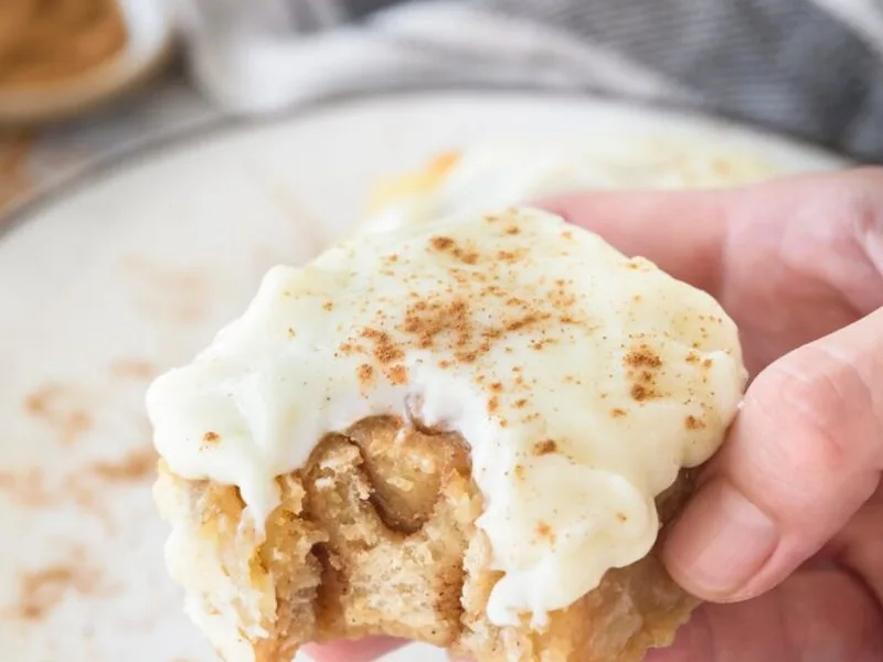 Easy Baked Cinnamon Rolls with Heavy Cream and Brown Sugar
