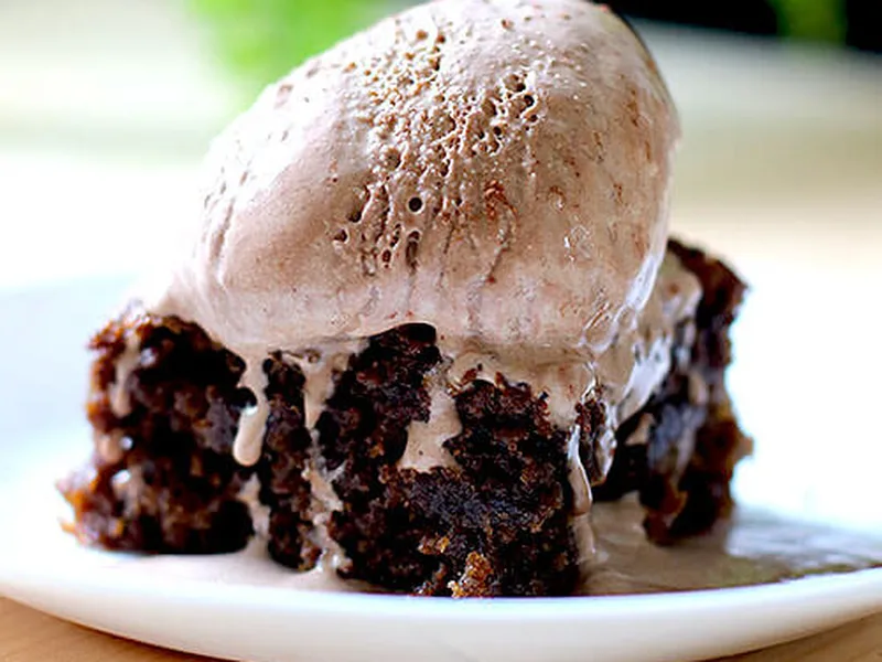 Classic Homemade Chocolate or Vanilla Ice Cream Recipe