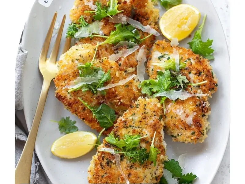 Crispy Baked Chicken Cutlets with Garlic Panko Coating