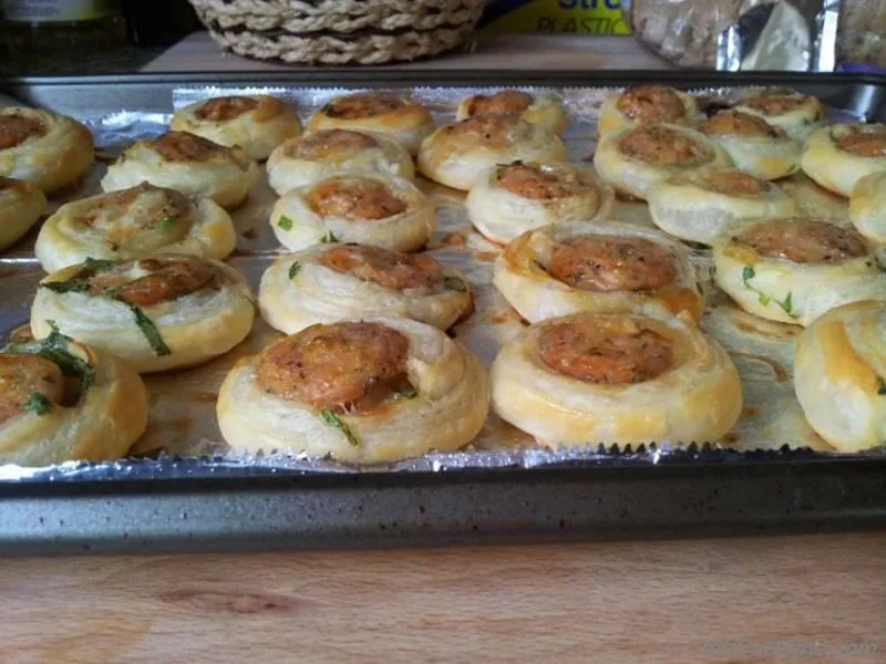 Mini Chicken Sausage Puff Pastry Pinwheels