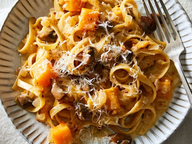 Pressure Cooker Fettuccine Alfredo with Butternut Squash