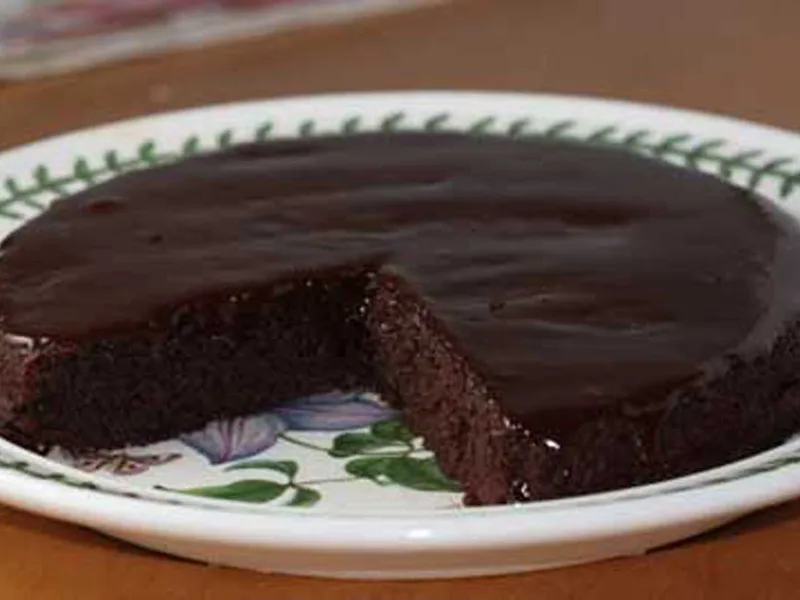 Ocean Spray Cranberry Chocolate Fudge Cake with Glaze