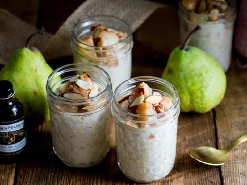 Vanilla Roasted Pear Overnight Oats with High Protein