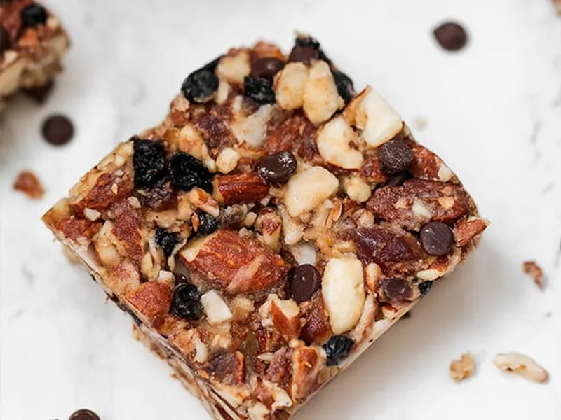 Grain-Free Granola Bars with Almonds and Coconut