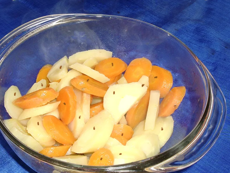 Honey-Glazed Parsnips and Carrots with Sesame