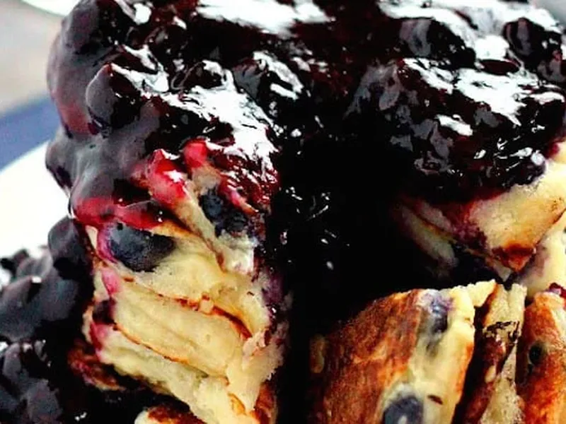 Fluffy Greek Yogurt Blueberry Pancakes with Homemade Sauce