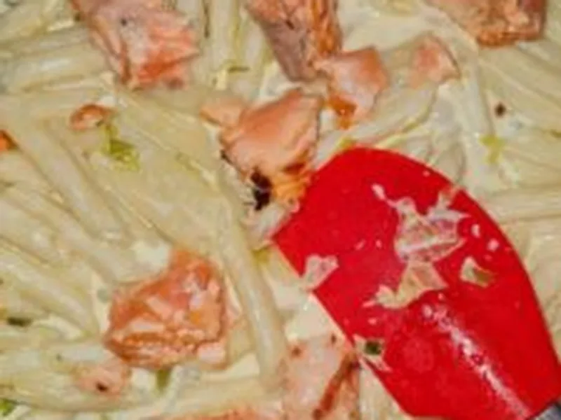 Creamy Roasted Salmon Pasta with Dill and Lemon