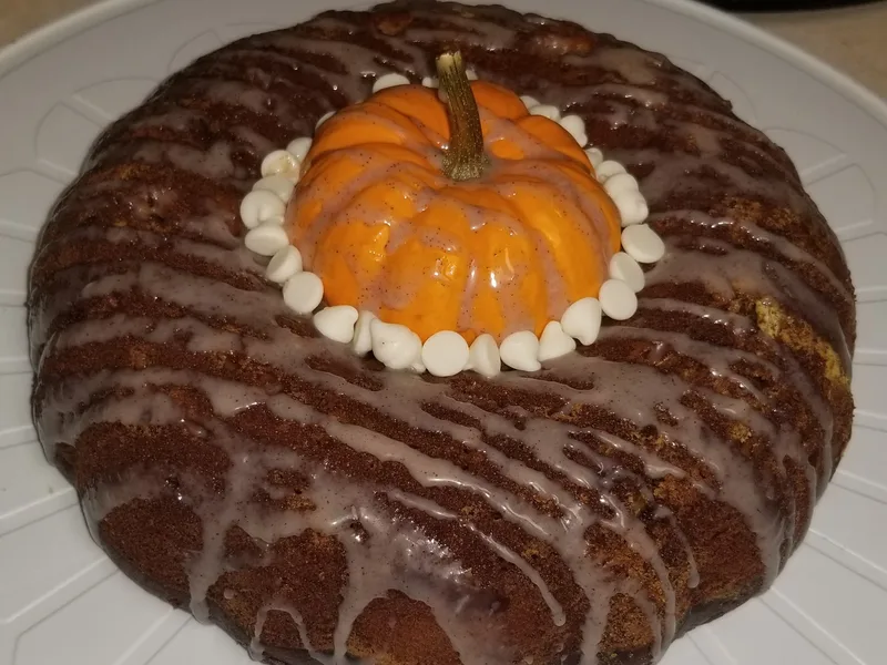 Pumpkin White Chocolate Bundt Cake with Cinnamon Glaze