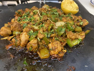 Dhaba Style Tava Fried Chicken with Spices