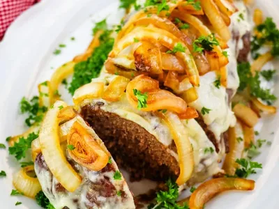 Lipton French Onion Meatloaf with Caramelized Onions