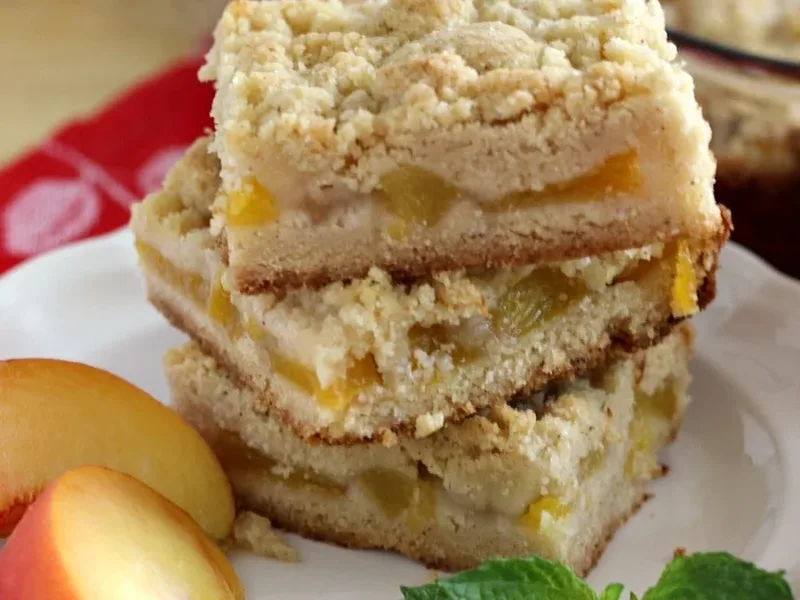 Easy Peach Crumb Bars with Buttery Crust