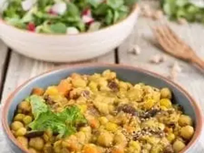 Hearty Vegan Curry with Chickpeas and Beans