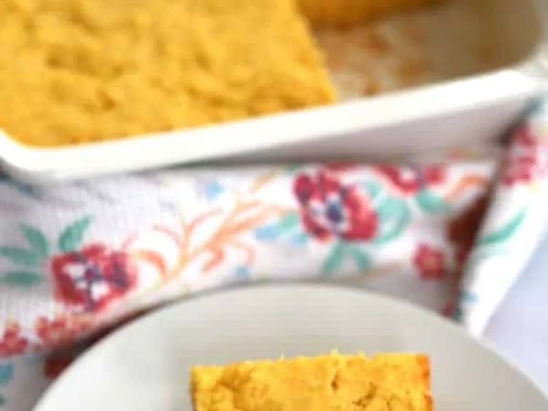 Easy Homemade Cornbread Recipe - Sweet and Tender
