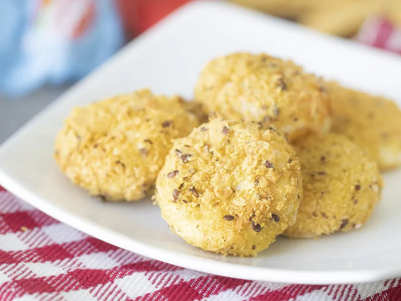 Air-Fryer Crispy Cheese Bites with Tortilla Crust