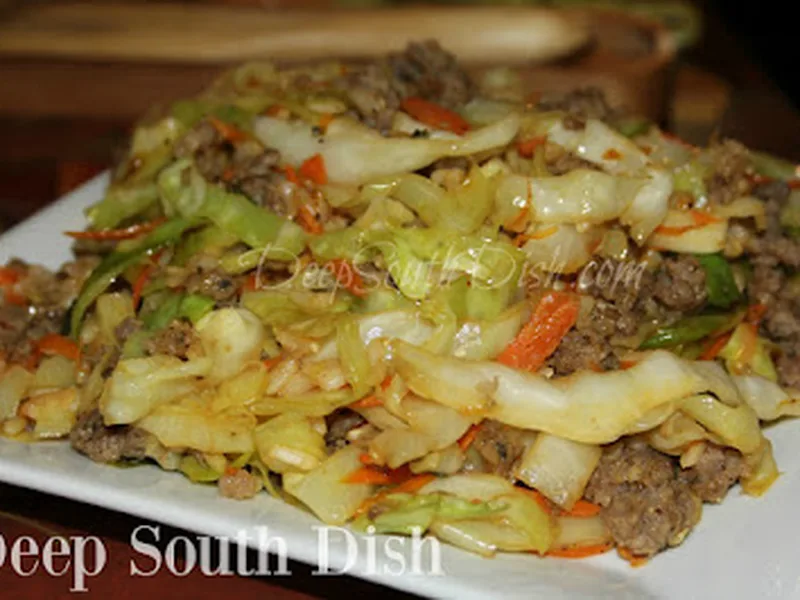 Sesame Stir-Fried Cabbage Bowl with Ground Meat