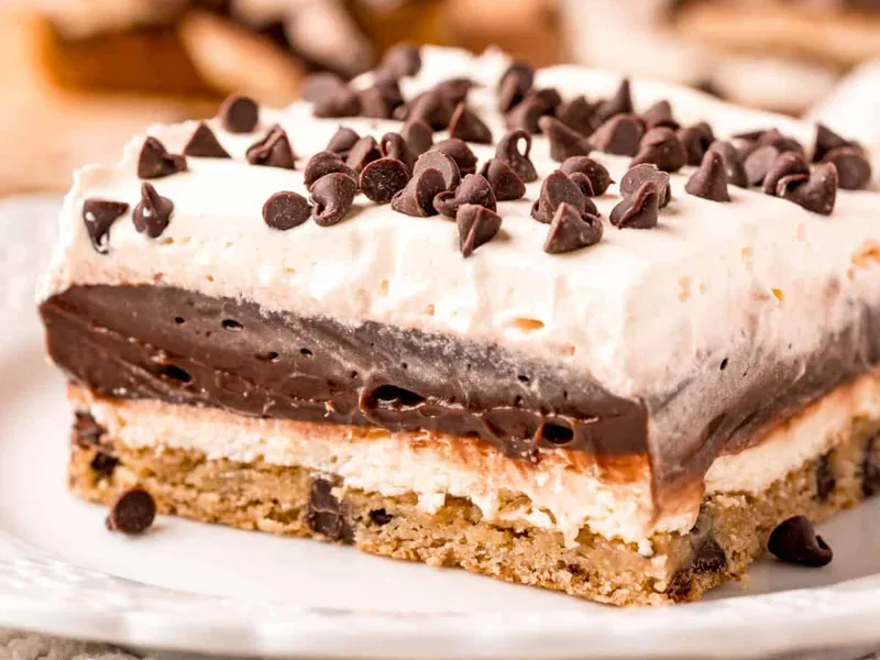 No-Bake Chocolate Chip Cookie Lasagna Dessert