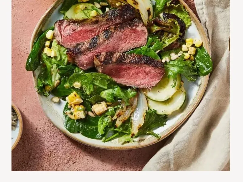Grilled Sirloin Steak Salad with Sweet Onion Dressing