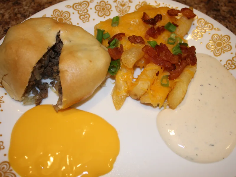 German Cabbage-Beef Pastry Bundles, Baked