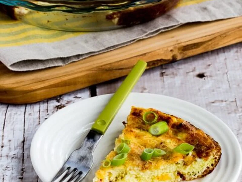 Crustless Bacon Swiss Quiche with Cheese Blend