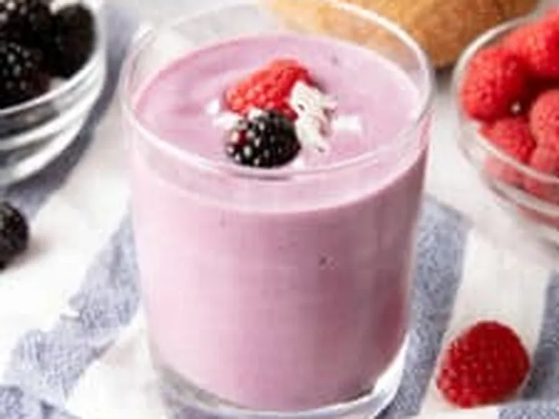 Keto Berry Coconut Smoothie with MCT Oil and Protein Powder