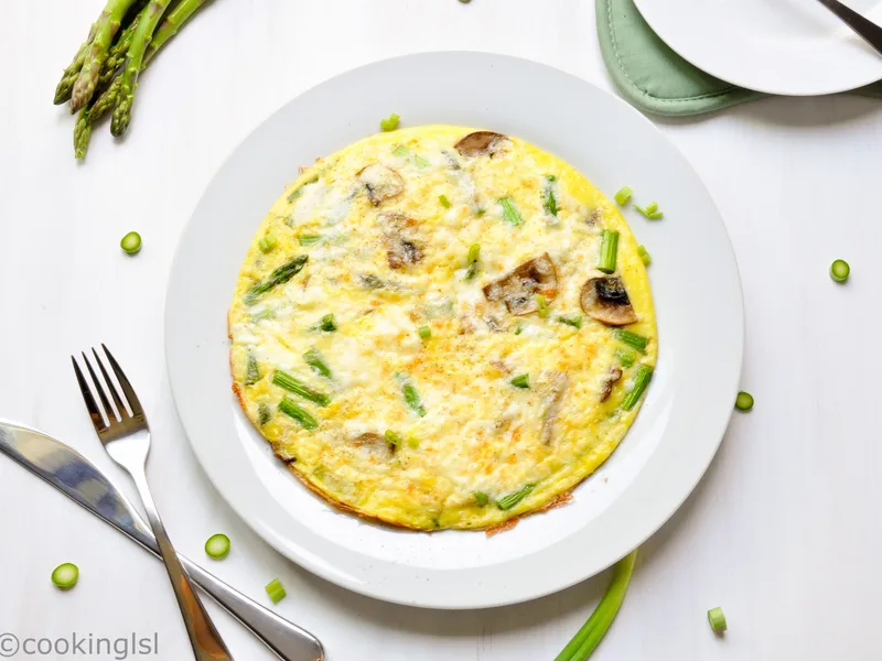 Asparagus Mozzarella Frittata with Mushrooms