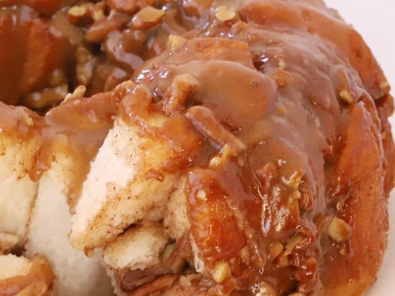 Easy Caramel Pecan Monkey Bread with Canned Biscuits