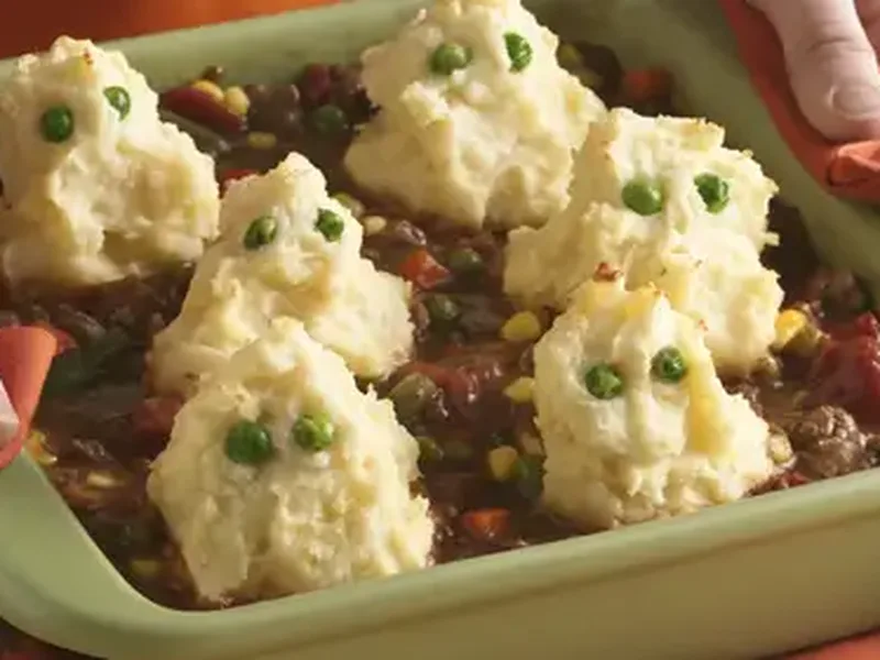 Spooky Halloween Shepherd's Pie with Ghost Mashed Potatoes