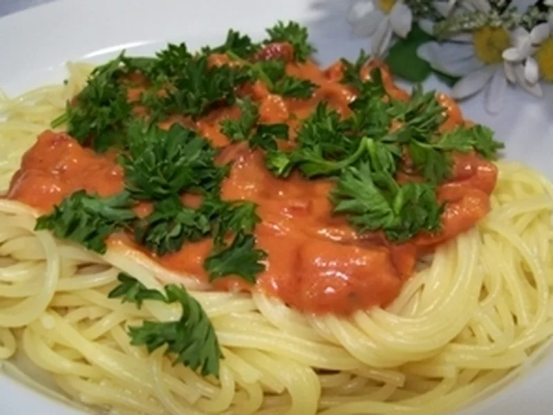 Creamy Tomato Pasta Sauce with Basil