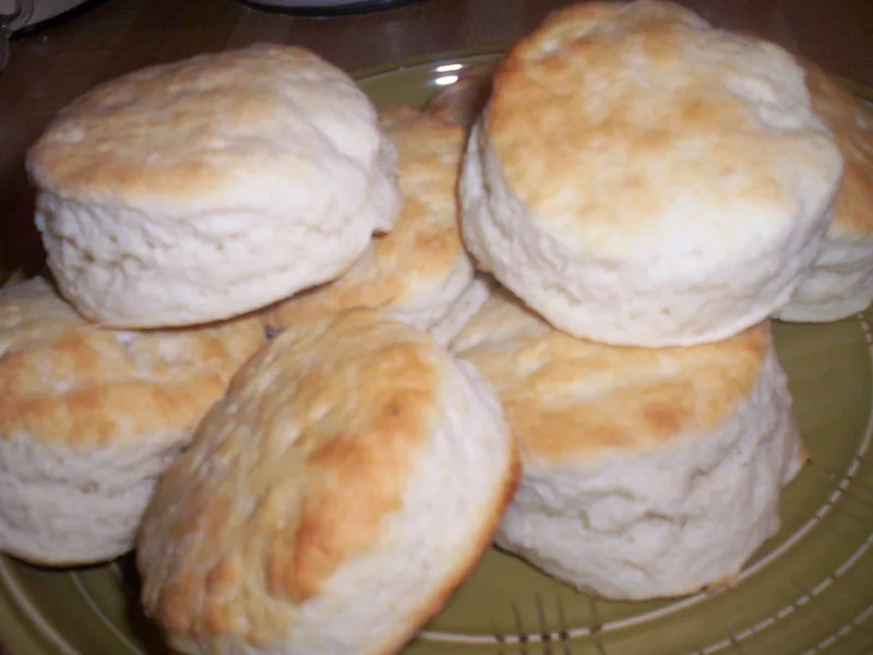 Fluffy Buttermilk Biscuits with Cream of Tartar