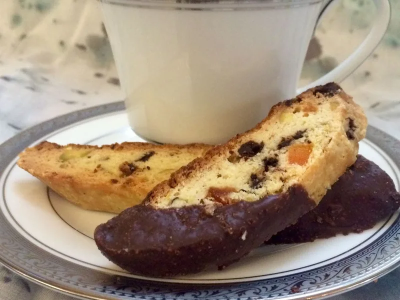 Limoncello Dark Chocolate Biscotti with Apricot and Pistachio