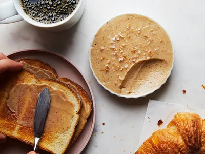 Homemade Pumpkin Spice Butter with Toasted Spices