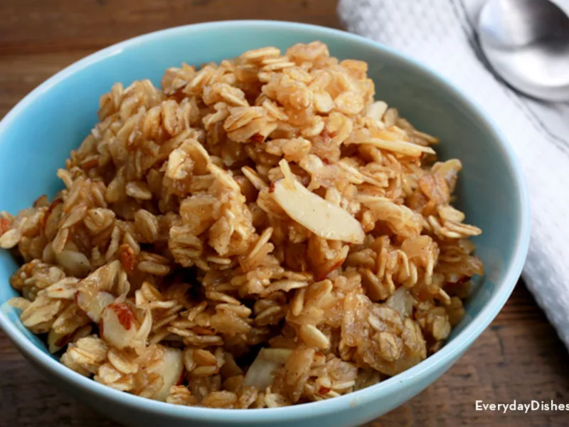 Honey Cinnamon Skillet Oats with Toasted Almonds