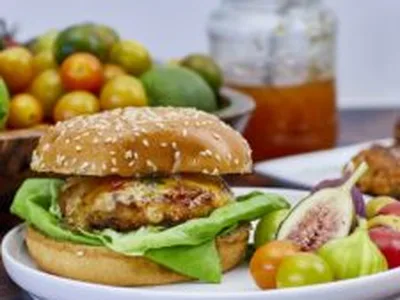 Korean-Style Crispy Shrimp Burgers with Gochujang