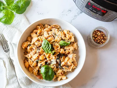 Instant Pot Vodka Pasta with Cream and Basil